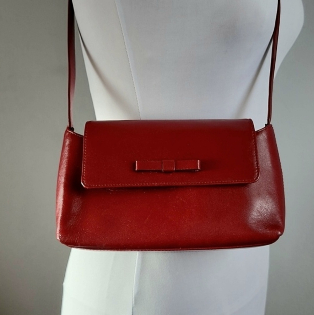 Kenneth Cole Mini Burgundy Leather Shoulder Bag 8.5" x 5" x 2" Wine Red